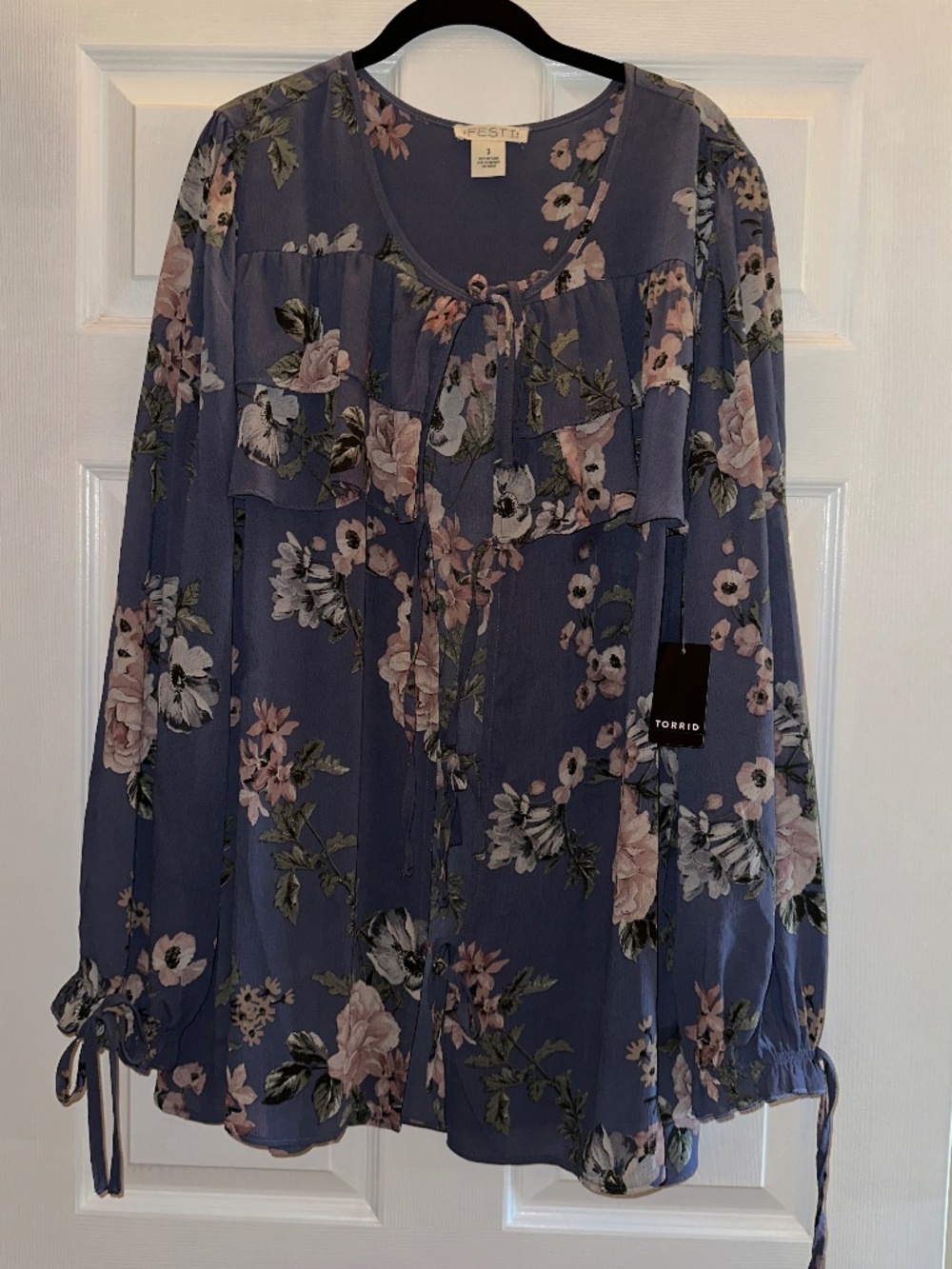 Torrid Festi Floral Balloon Sleeve Ruffle Tie Front Blouse 3X Blue Pink Boho NWT